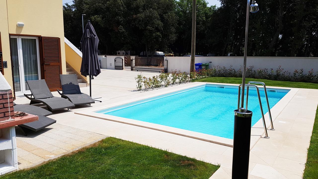 Villas Simag Banjole Extérieur photo